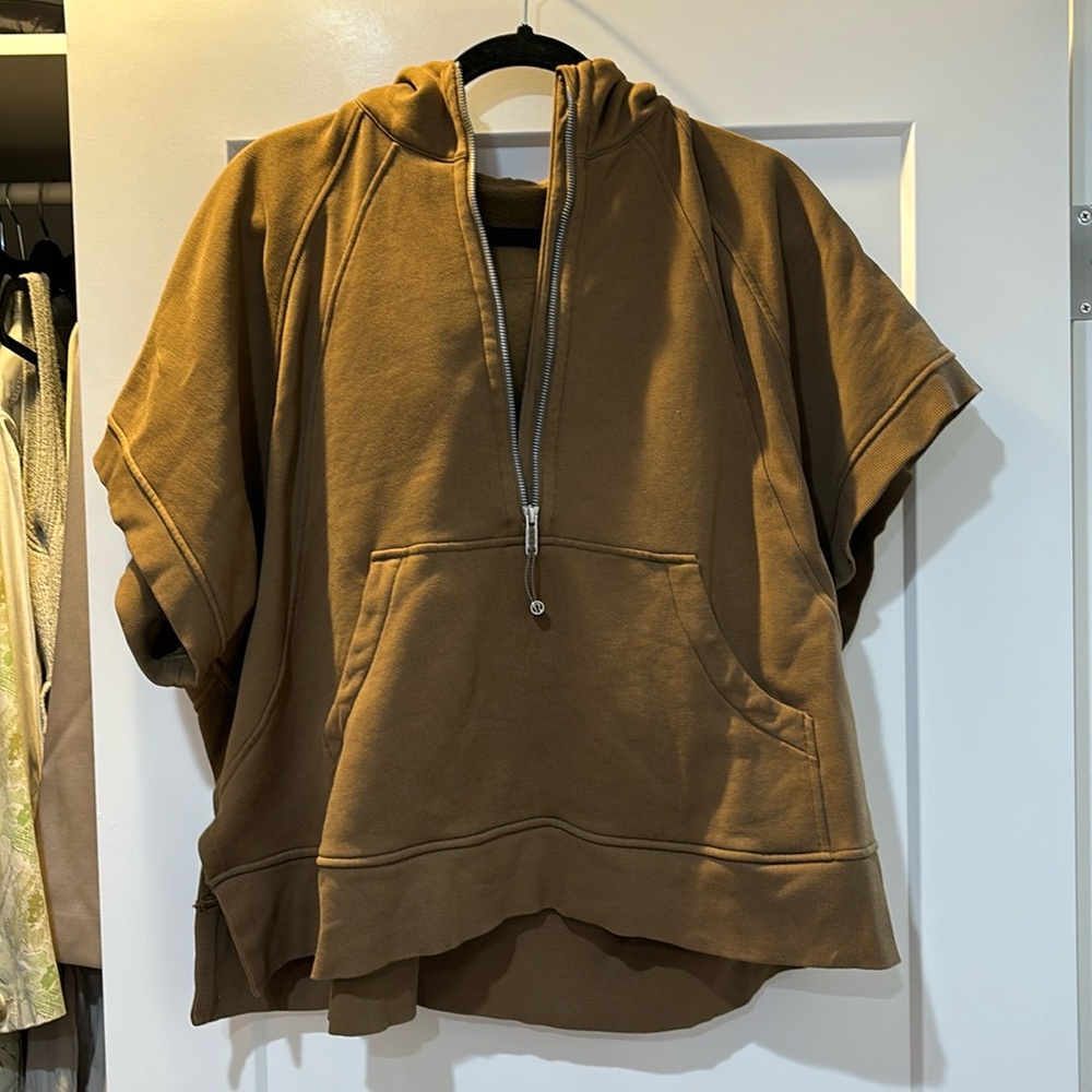 Lulu Lemon short sleeve half zip hoodie. L/XL fits oversized.